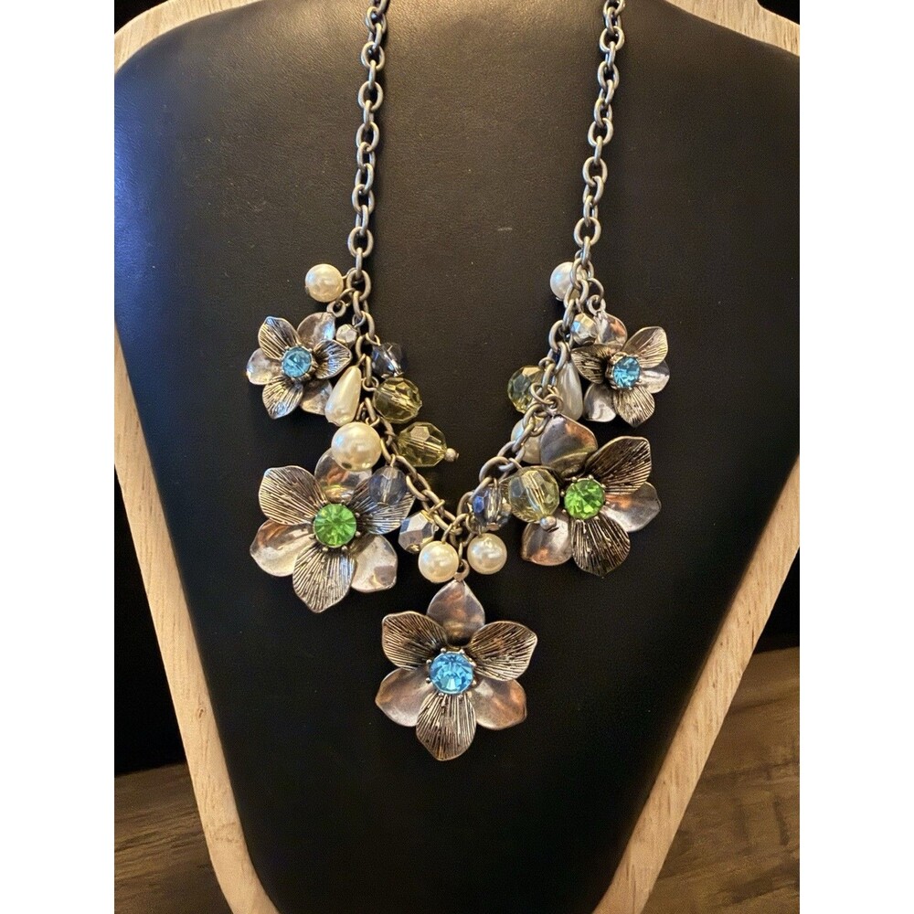 Vintage Premier Designs Garden Gate Flower Necklace Rhinestones Beaded 20"